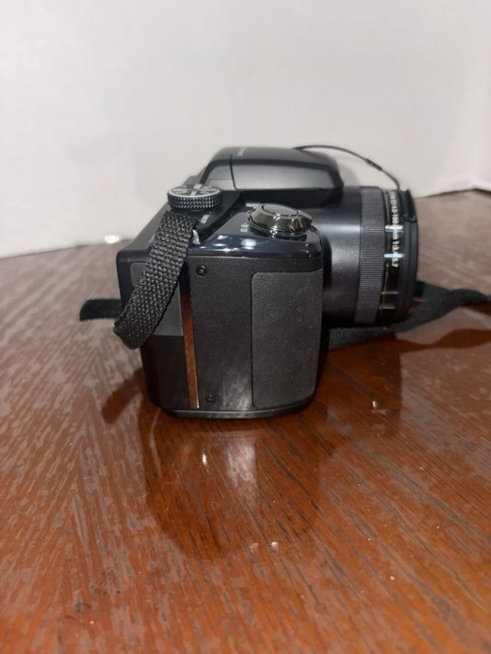 Olympus STYLUS SP-820UZ Digital Camera 40 X  Wide Zoom  Full HD Tested